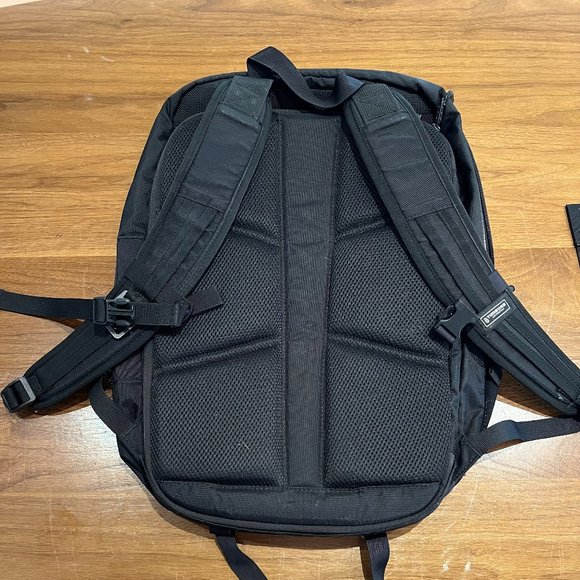 TIMBUK2 Backpack - Picture 3 of 4